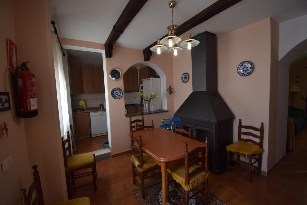 Apartamentos Horno Y Casa De Dulce Purullena Dış mekan fotoğraf