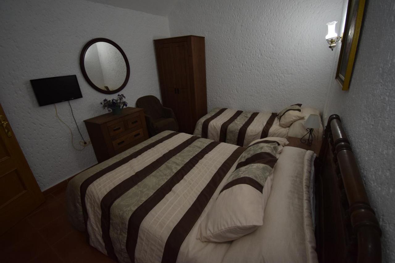 Apartamentos Horno Y Casa De Dulce Purullena Dış mekan fotoğraf