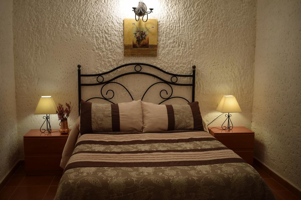 Apartamentos Horno Y Casa De Dulce Purullena Dış mekan fotoğraf