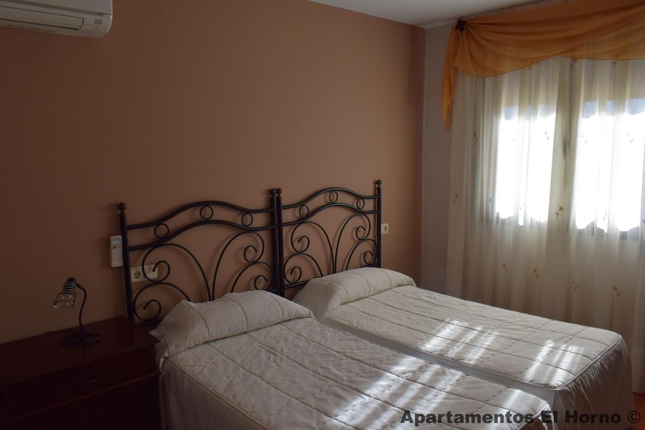 Apartamentos Horno Y Casa De Dulce Purullena Dış mekan fotoğraf